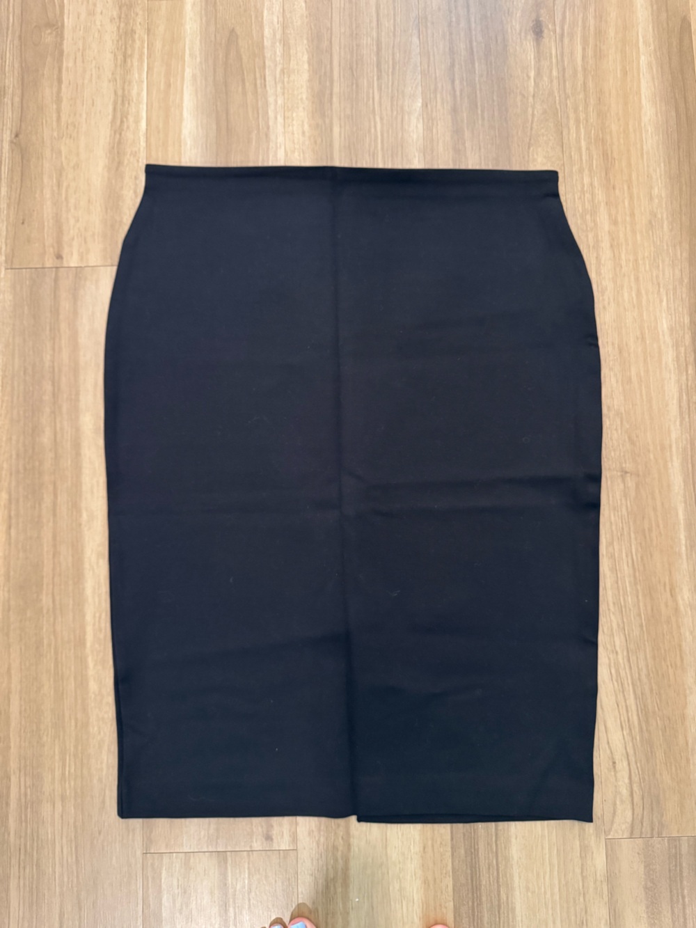 Express women’s black mid length pencil skirt - Classic Black size L nwt